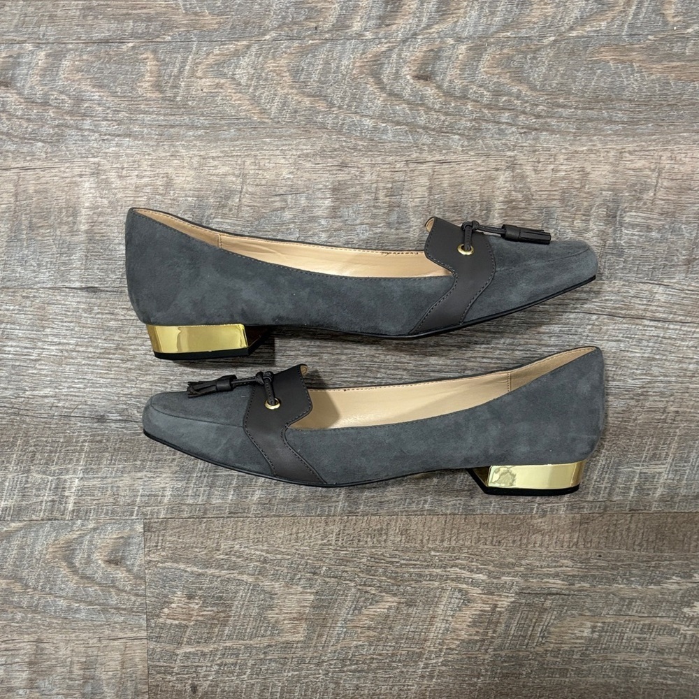 Isaac Mizrahi Live Paulina Gray Tassel Suede Loafters Size 10 Office Workwear - Picture 3 of 8